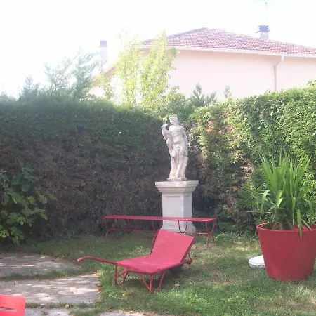 Jupiter 48 Avenue De Pujols Sur Lot Bed & Breakfast Villeneuve-sur-Lot